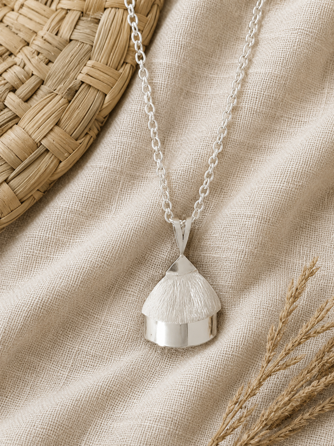 Willow Pendant